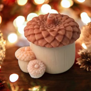 Acorn Deluxe Candle
